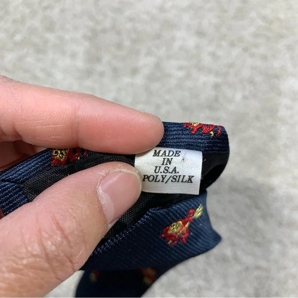 Cambridge Ltd. Silk Blend Textured The Devil with Pitchfork Vintage Made in USA - Picture 7 of 8